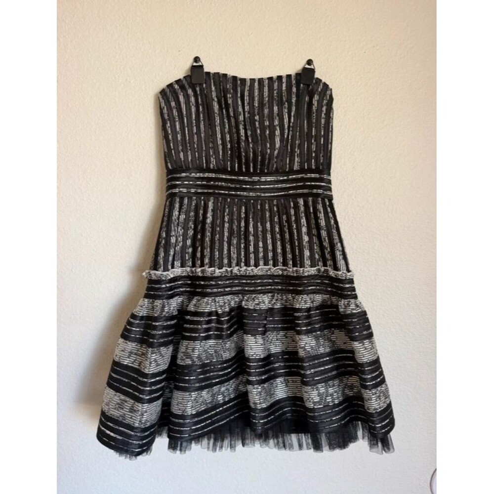 BCBGMAXAZRIA Madeline Striped Jacquard Strapless Mini Dress 2 NWOT